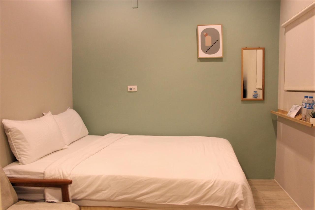 微趣 Wechill Hotel Tainan Buitenkant foto