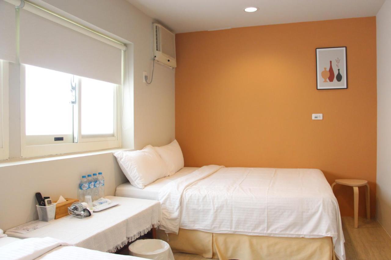 微趣 Wechill Hotel Tainan Buitenkant foto