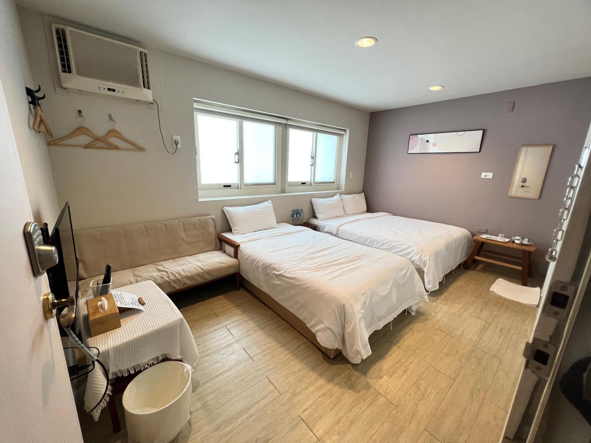 微趣 Wechill Hotel Tainan Buitenkant foto