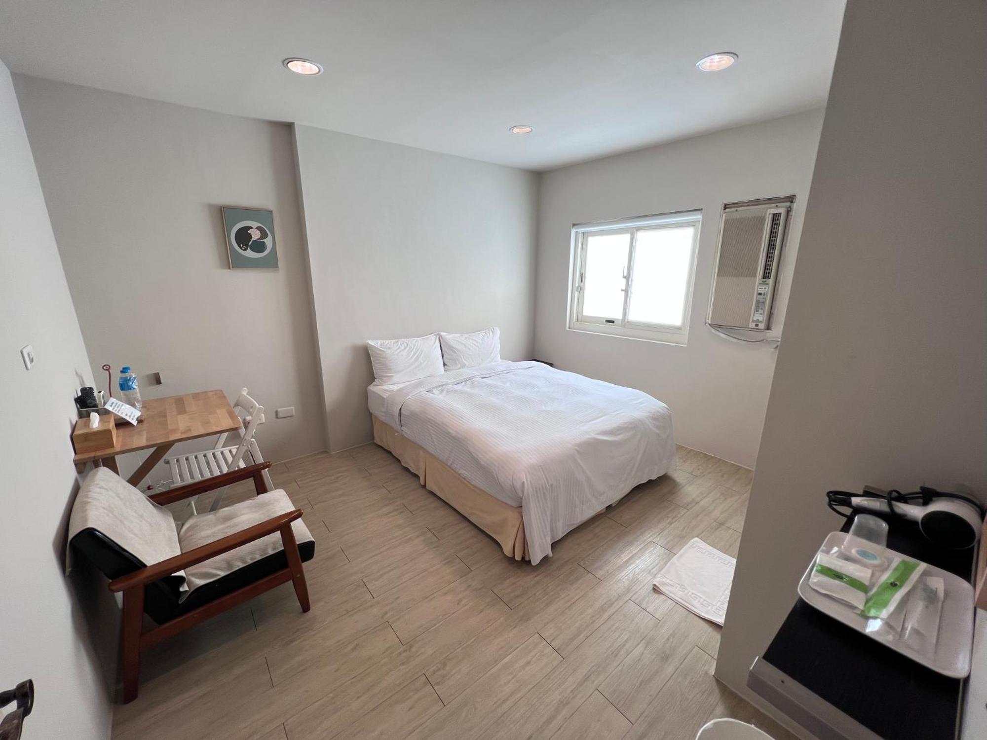 微趣 Wechill Hotel Tainan Buitenkant foto