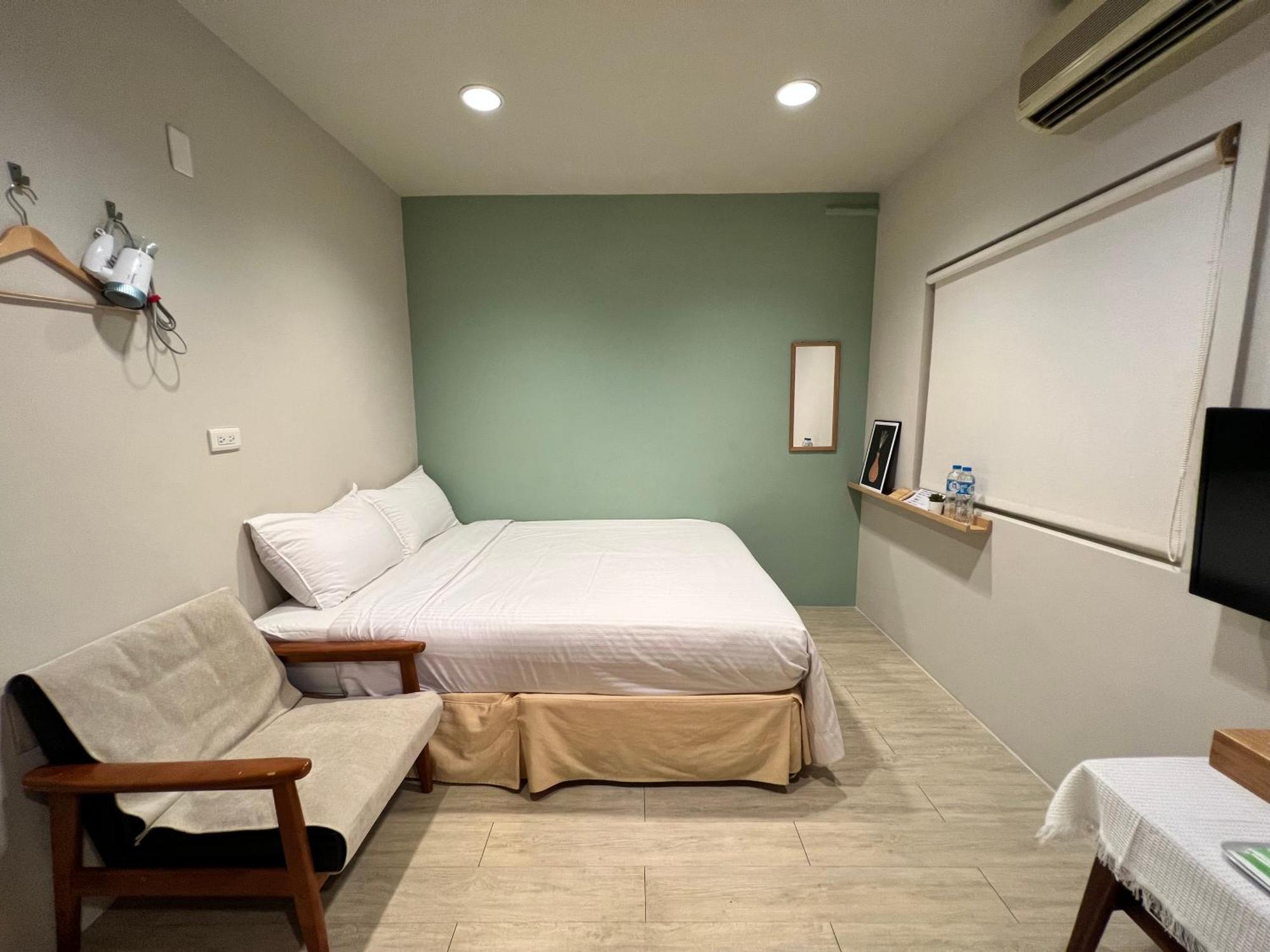 微趣 Wechill Hotel Tainan Buitenkant foto