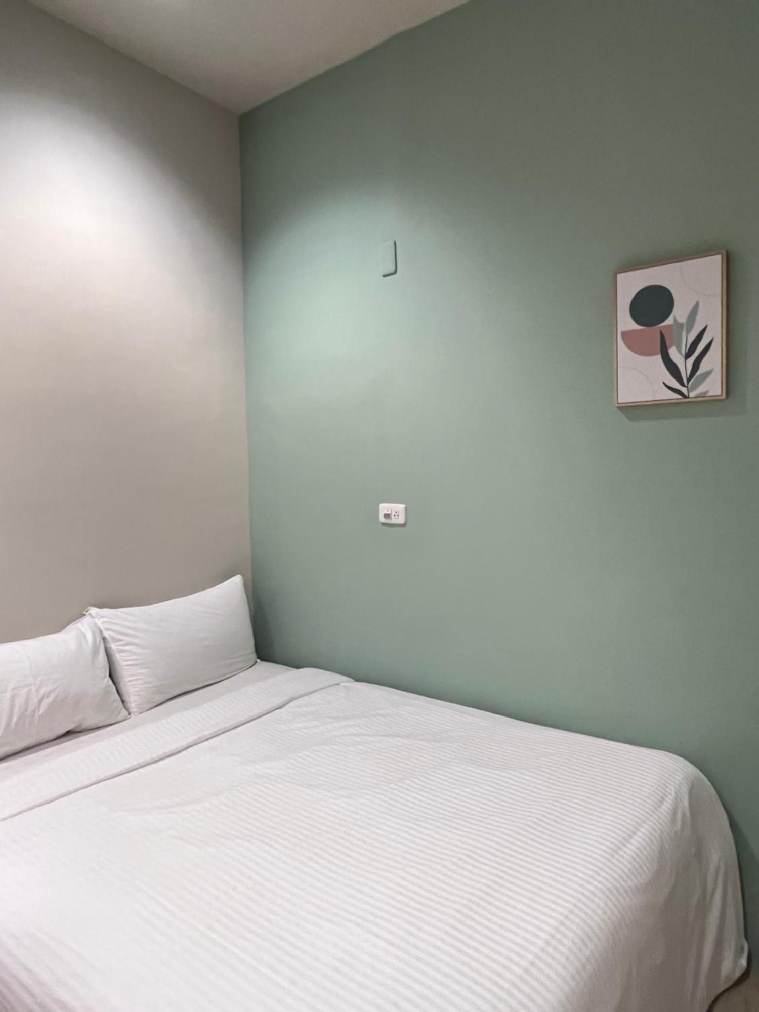 微趣 Wechill Hotel Tainan Buitenkant foto
