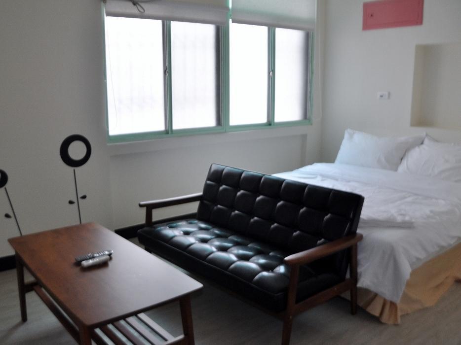 微趣 Wechill Hotel Tainan Buitenkant foto